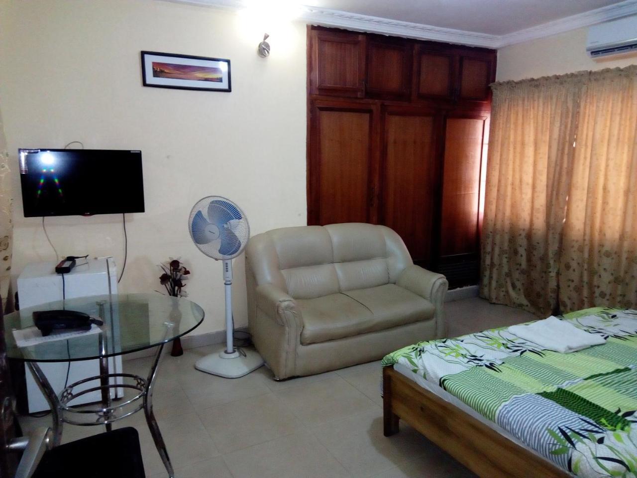 Royal Green Guest House Abeokuta Exteriör bild