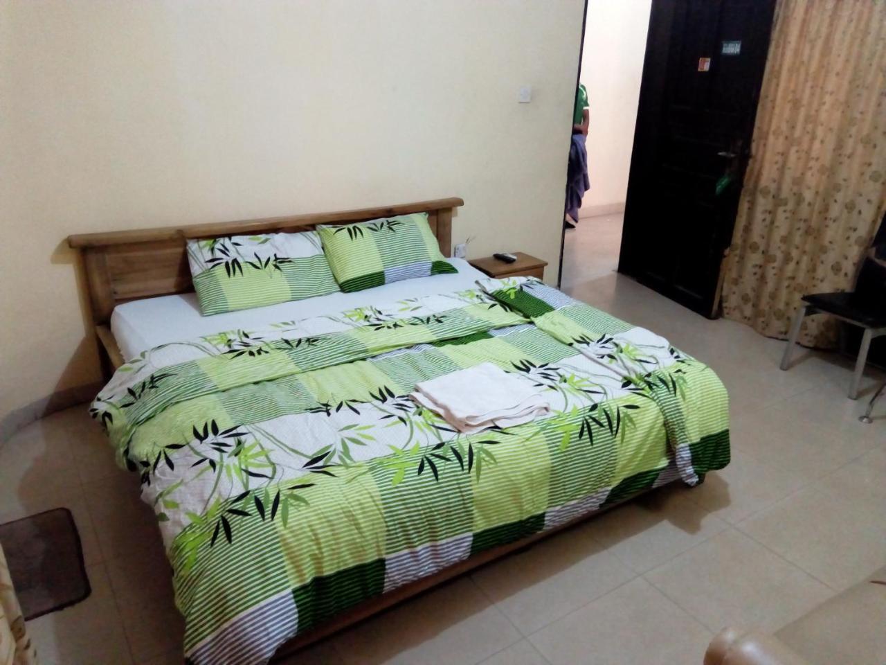 Royal Green Guest House Abeokuta Exteriör bild